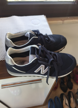 New balance spor ayakkabı