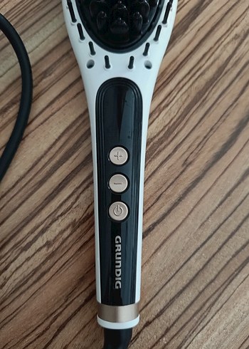 Grundig Beyaz Saç Düzleştirici tarak - Görsel 2
