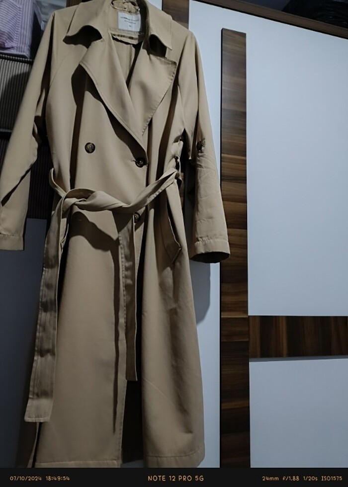 Lcw kadın trençkot 42 beden - Görsel 4