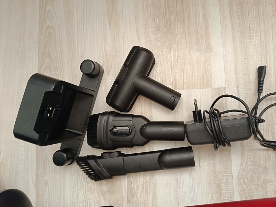 Fakir şarjlı süpürge Kırmızı Kablosuz Dikey Elektrikli Süpürge - Görsel 5