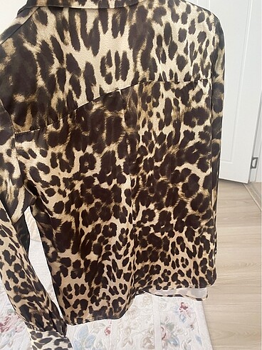 Leopar gömlek