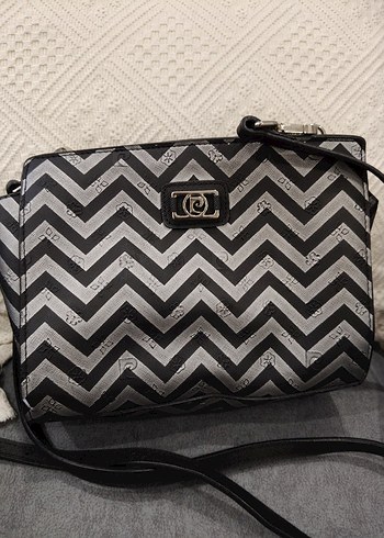 Siyah Beyaz Zebralı Kadın Omuz Çantası- Pierre cardin - Görsel 5