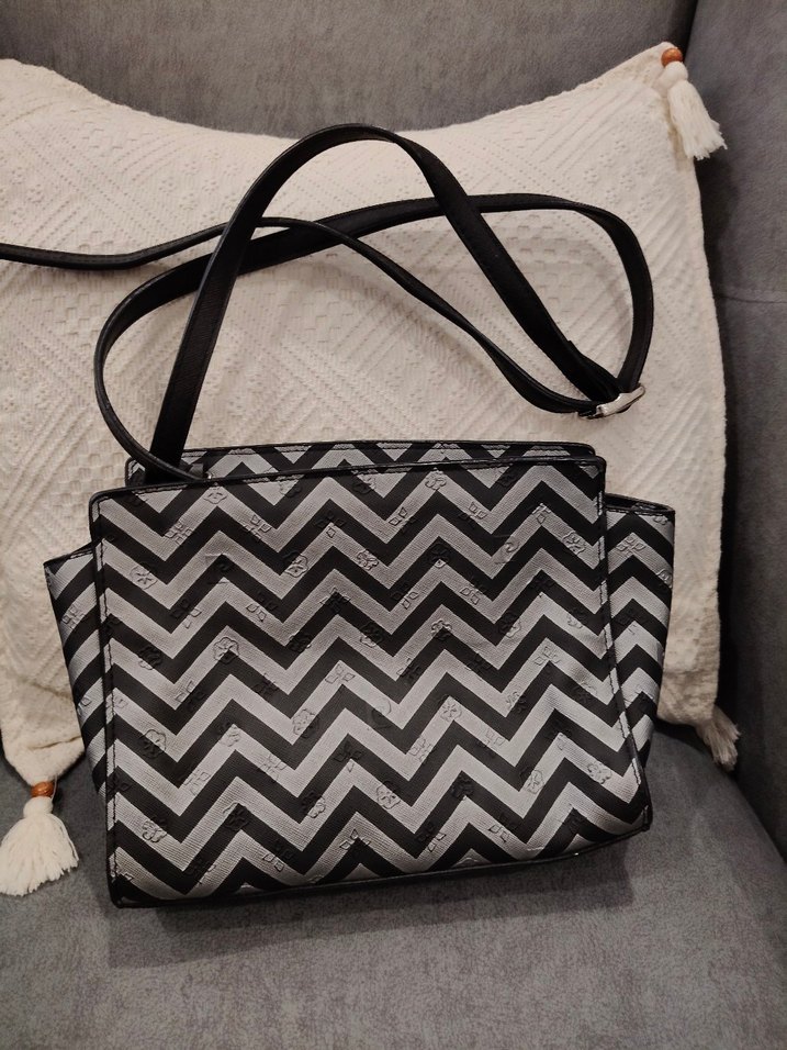 Siyah Beyaz Zebralı Kadın Omuz Çantası- Pierre cardin - Görsel 2