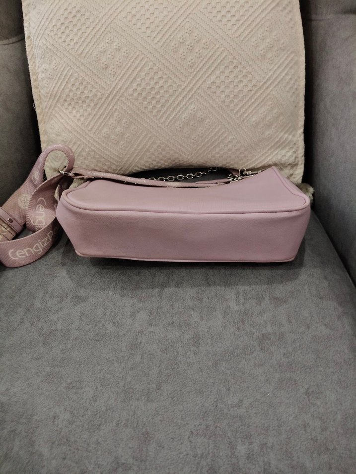 Zincir Detaylı Pembe Deri Kadın Çanta - Görsel 3