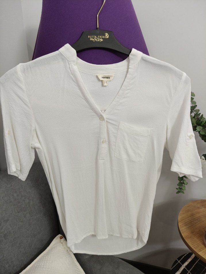 V Yaka Düğmeli Beyaz Keten Kadın Gömlek - Görsel 4