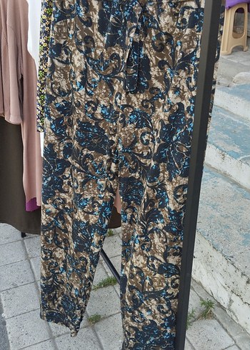 Kadın Bağcıklı Mavi Çiçek Desen Pijama