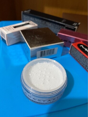Anastasia Beverly Pudra - Görsel 5