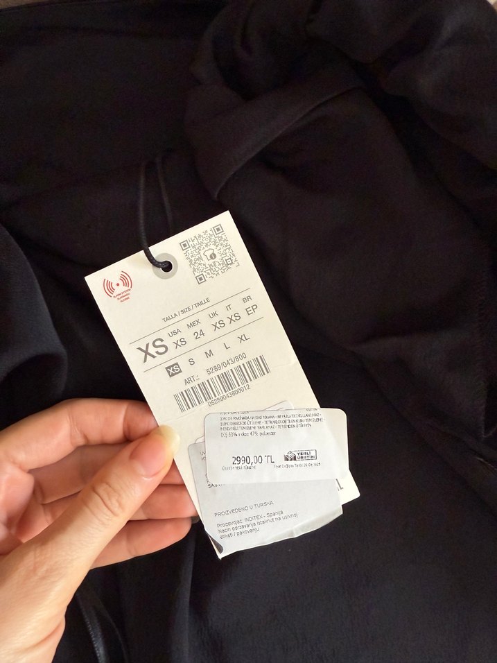 Zara Siyah Drapeli Tek Omuzlu Uzun Elbise - Görsel 4