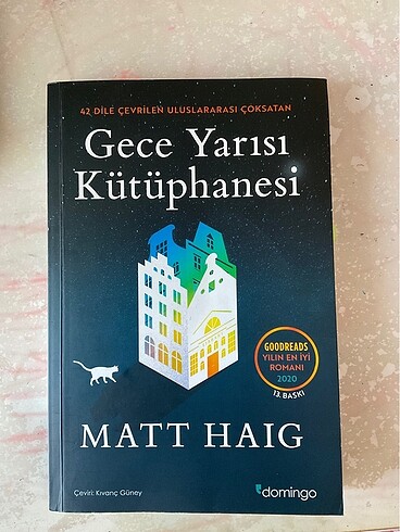 Gece yarısı kütüphanesi