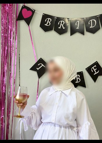 38 Beden Beyaz Elbise