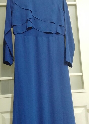 l Beden mavi Renk Esma Karadağ koleksiyonundan mavi renk onu dökümlü elbise
