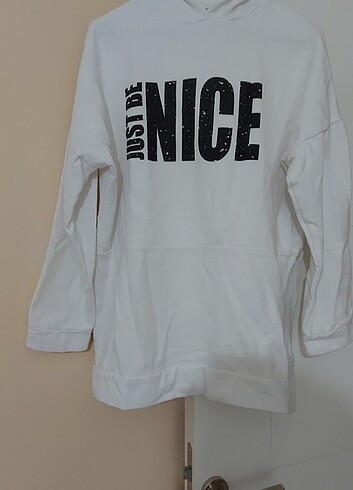 Beyaz sweat 