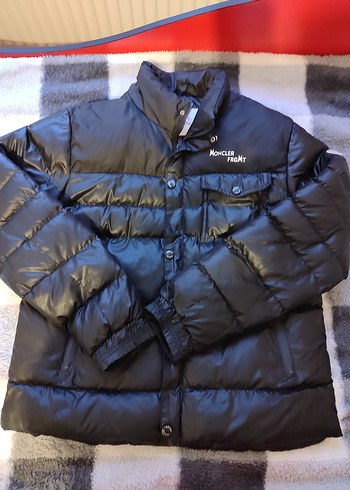 Moncler 15-16 Yaş