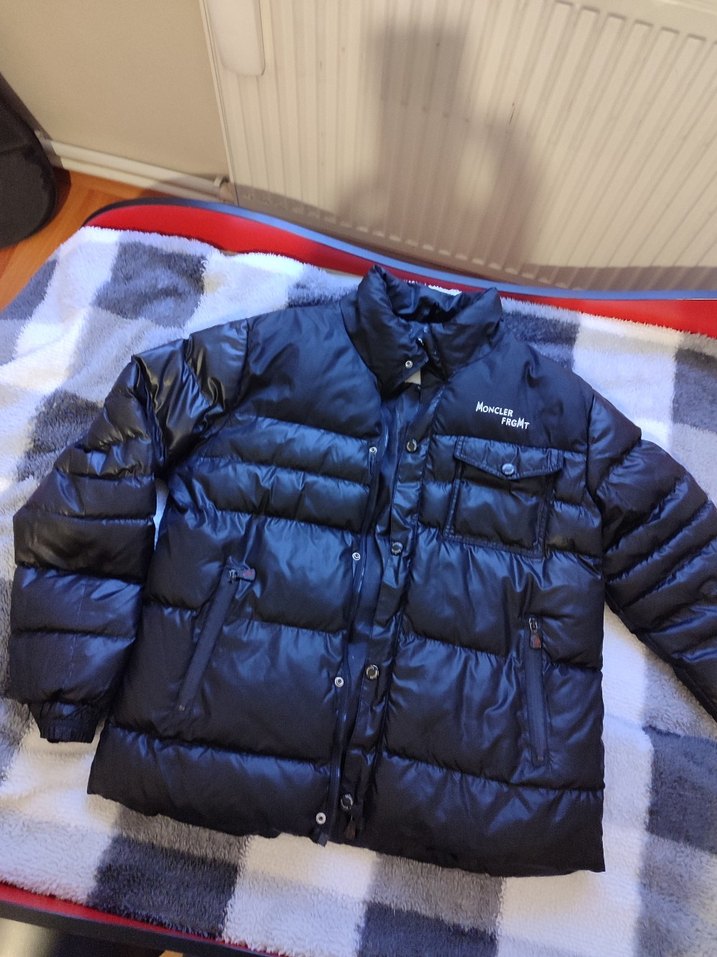 Erkek Çocuk Siyah Düğmeli Kışlık Mont - Görsel 2