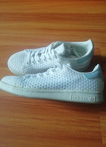 Adidas yazlik spor ayakkabı  - Görsel 2