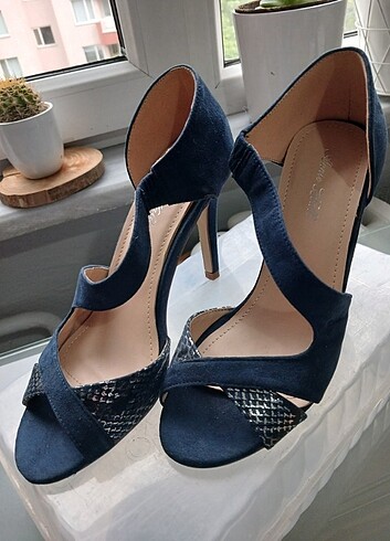 Lacivert Süet Stiletto