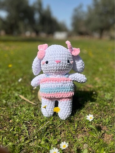 Peluş Amigrumi Tavşan