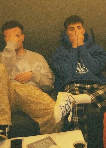 Mavi hoodie 