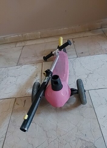  Beden pembe Renk Decathlon scooter 3 6 yaş