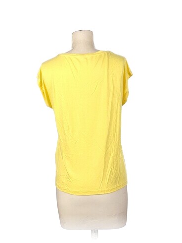 l Beden Pieces T-shirt %70 İndirimli.