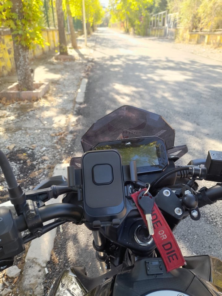 Motosiklet Telefon Tutacağı - Görsel 4