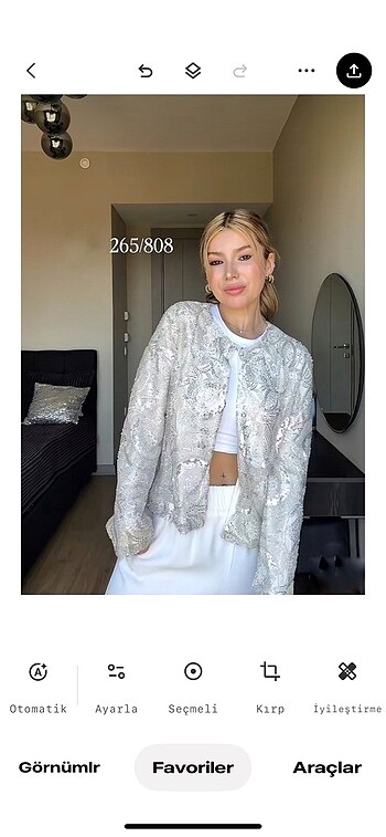 s Beden beyaz Renk Zara boncuk işlemeli ceket