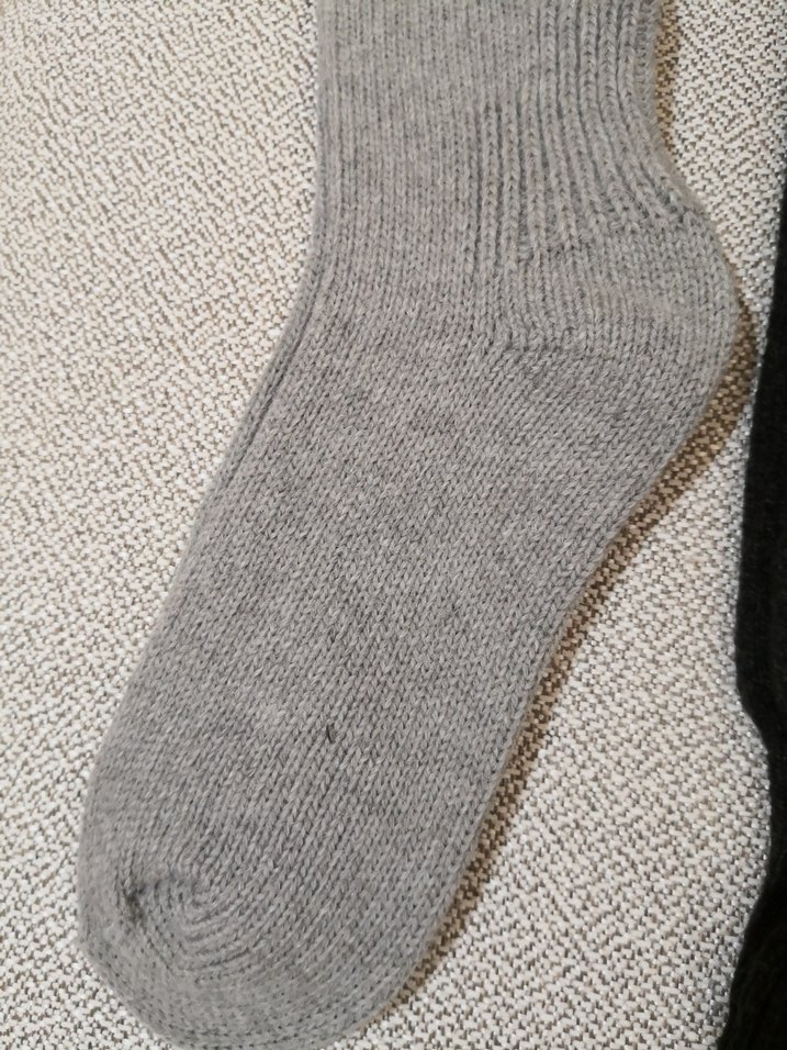 Erkek Gri ve Siyah Yün Çorap Seti - Görsel 3