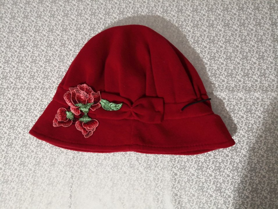 Kırmızı Kadın Çiçekli Şapka - Görsel 3