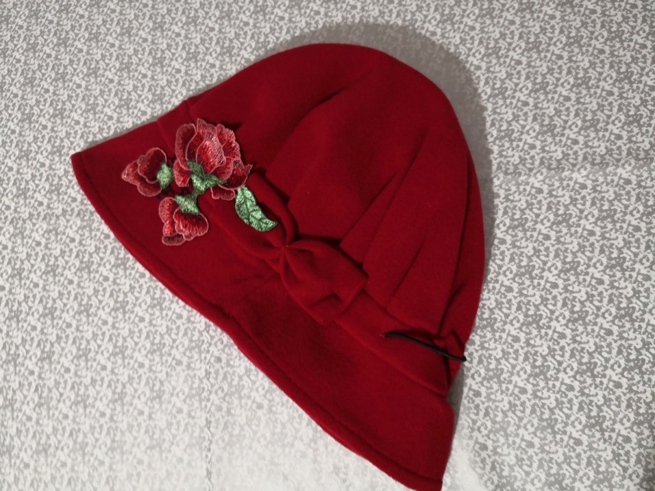 Kırmızı Kadın Çiçekli Şapka - Görsel 2