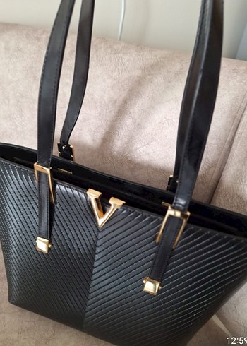 Siyah Kadın Kol Çantası - Görsel 2