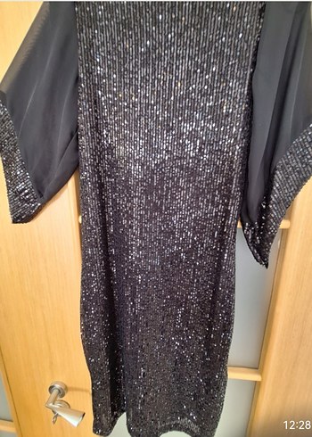 Siyah Payetli Uzun Kollu Elbise - Görsel 2