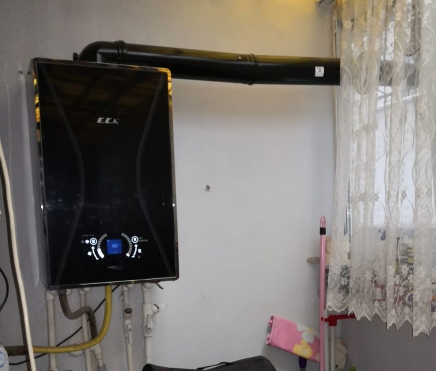 E.C.A. Confeo Premix YOĞUŞMALI Kombi 24 KW Siyah - Görsel 2