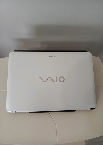 Beyaz Sony Vaio Dizüstü Bilgisayar - Görsel 6