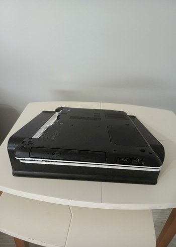 Beyaz Sony Vaio Dizüstü Bilgisayar - Görsel 10