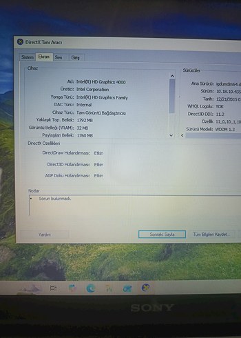 Beyaz Sony Vaio Dizüstü Bilgisayar - Görsel 3