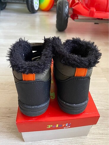 LCW 22 no içi tüylü kar botu - Görsel 3