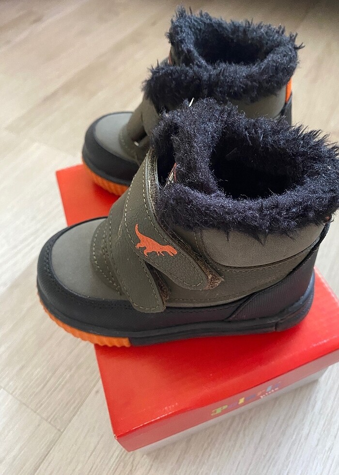 LCW 22 no içi tüylü kar botu - Görsel 2