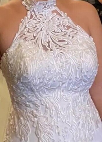 Boyundan bağlamalı balık gelinlik - Görsel 3