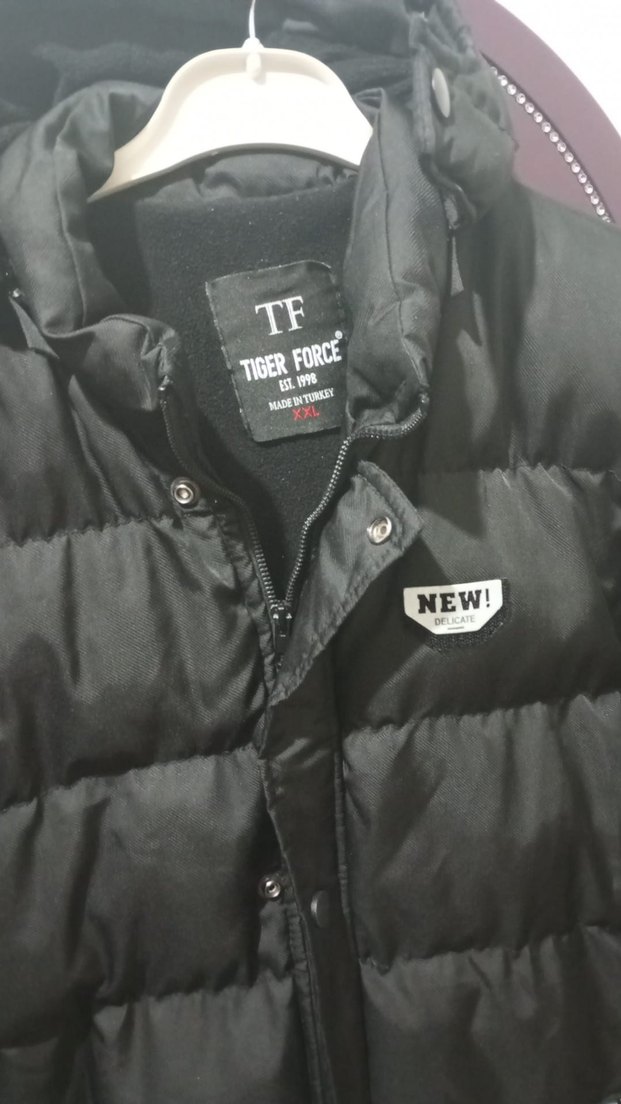 Siyah Kemerli Kadın Kışlık Mont - Görsel 3