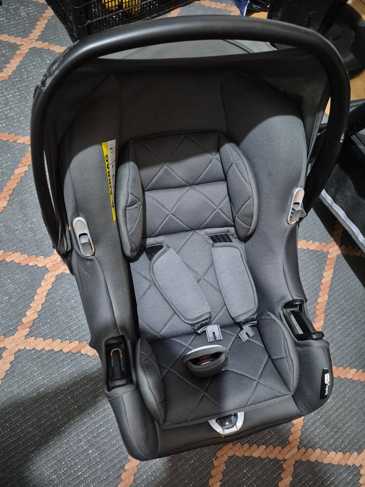 Gri Bebek Arabası ve Taşıma Koltuğu - Görsel 4