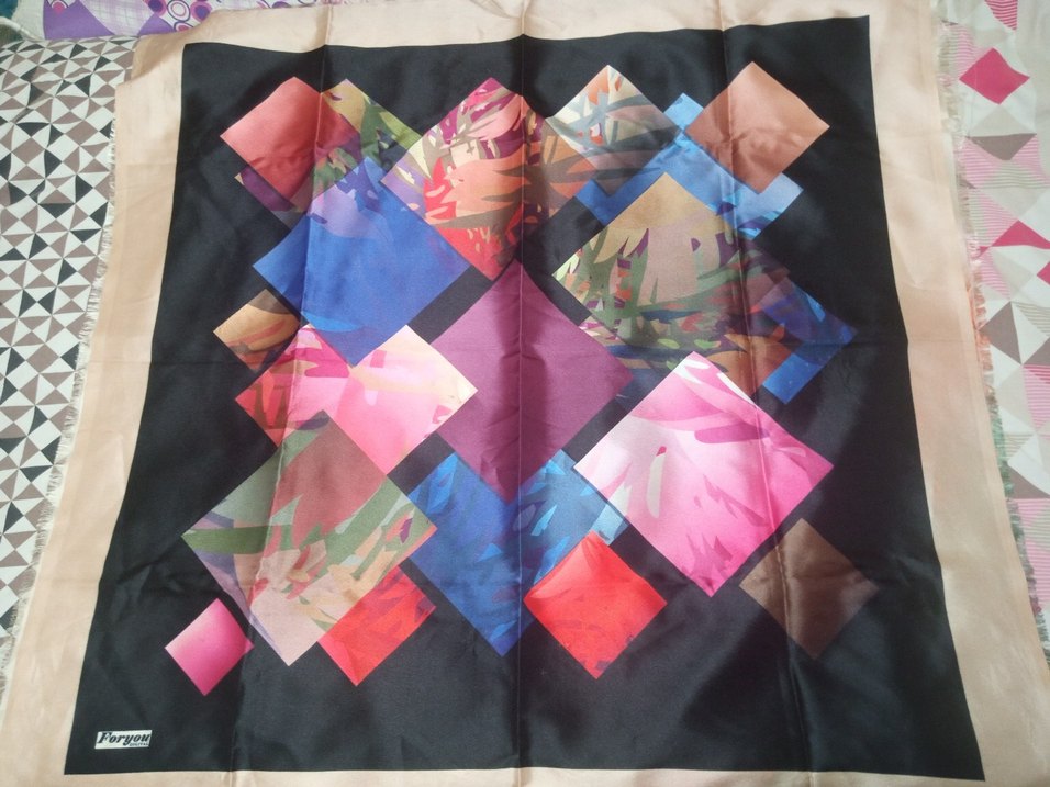 Renkli Baskılı Kadın Fular - Görsel 2