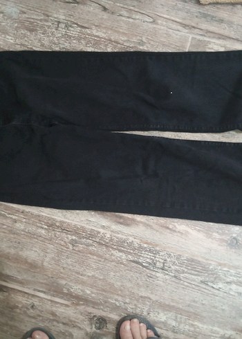 Siyah Kemerli Kadın Kot Pantolon - Görsel 2