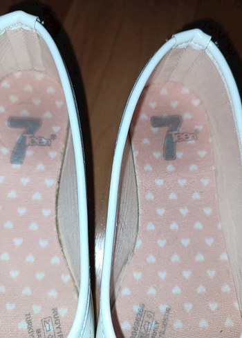 Beyaz Fiyonklu Kız Çocuk Babet Ayakkabı - Görsel 3