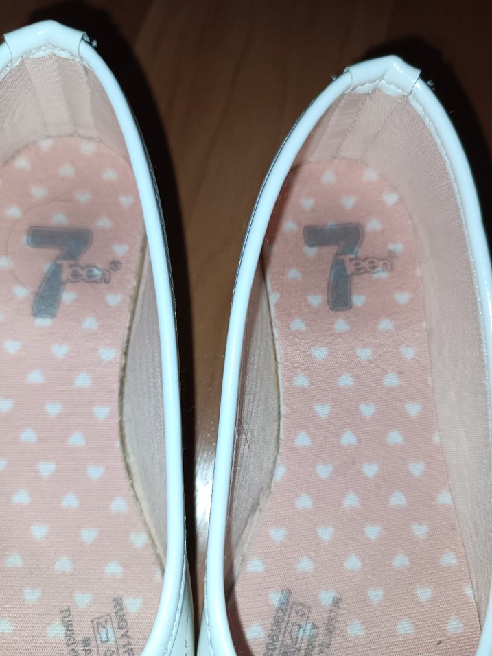 Beyaz Fiyonklu Kız Çocuk Babet Ayakkabı - Görsel 3