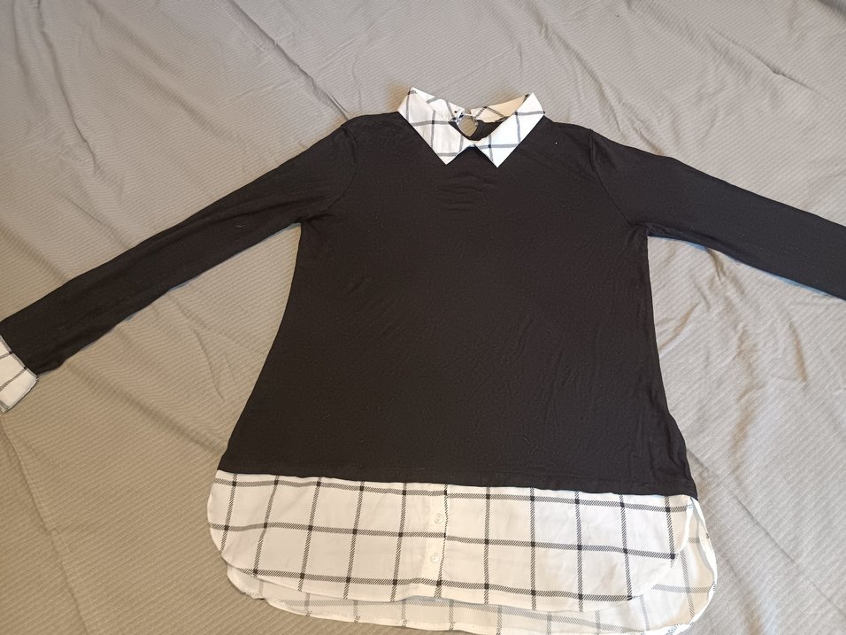 Düğmeli Siyah  Gömlek, Uzun Kollu - Görsel 2