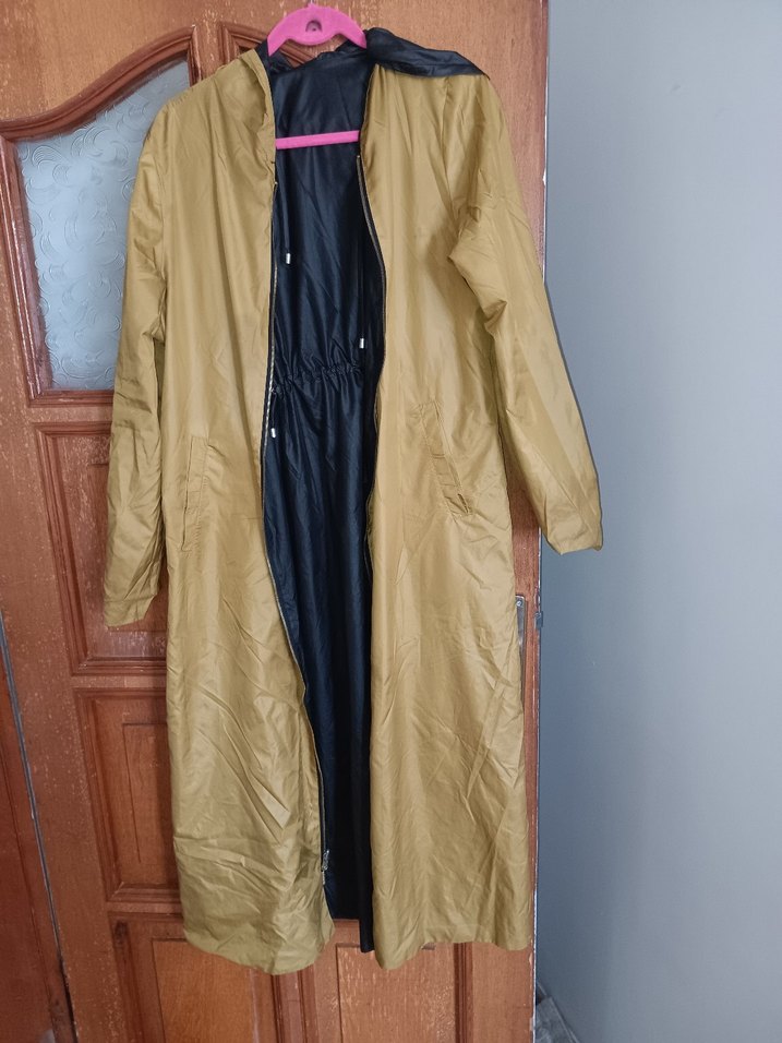 Camel Renkli Uzun Kadın Yağmurluk - Görsel 2