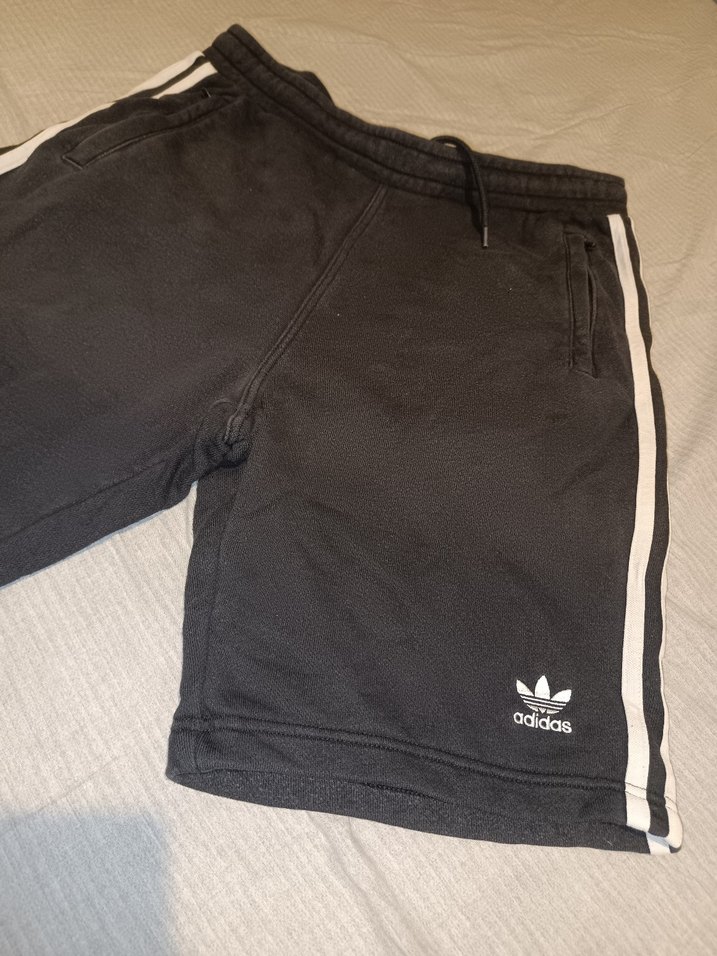 Siyah Erkek Midi Eşofman Şortu - Görsel 3