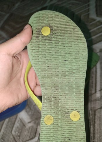 37 Beden Yeşil Desenli Kadın Terlik