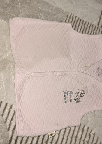 LC Waikiki bebek Düğmeli Nakışlı Beyaz Yelek