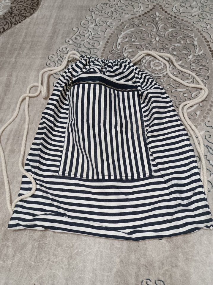 Beyaz Zebra Desenli Kadın Sırt Çantası - Görsel 2